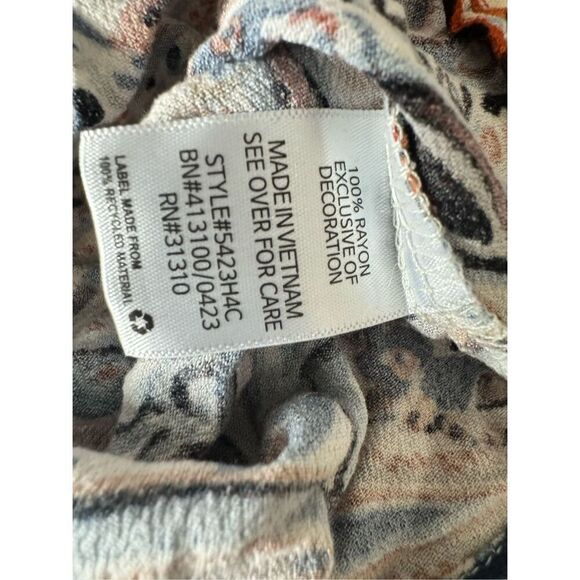 I.N. studio blouse - Picture 8 of 9